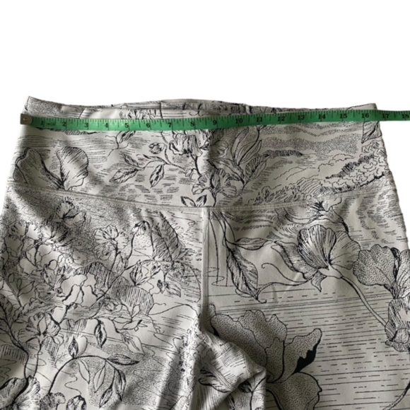 ATHLETA Elation Jacquard Black & White Legging Size XL - Picture 5 of 8